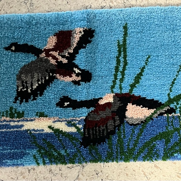 Handmade Rug with Flying Ducks Design - Picture 1 of 2